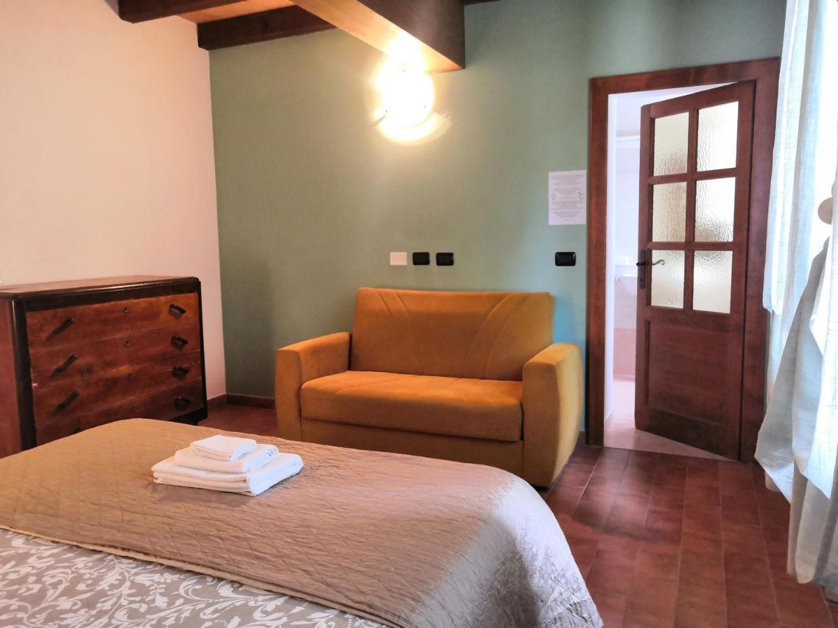 B&B Demetra Solignano Exteriér fotografie